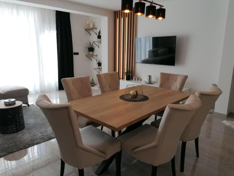 Apartman Max !!!! Omis Exterior photo